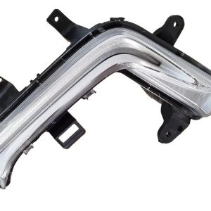 Поворотник передний правый белый (ДХО)  Chevrolet Tracker